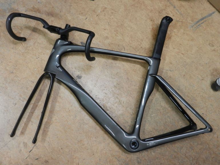 Used Specialized Vías Frameset 2020 Road & Gravel, Light Gray — image 1 of 14