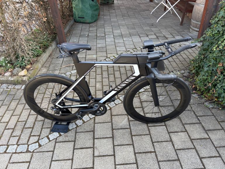 Used Canyon Speedmax CF SLX 9.0 SL 2019 Road & Gravel, Black — image 2 of 4