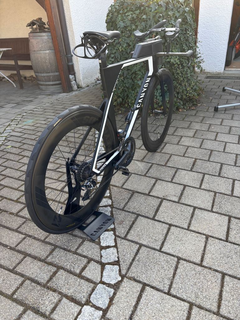 Used Canyon Speedmax CF SLX 9.0 SL 2019 Road & Gravel, Black — image 1 of 4