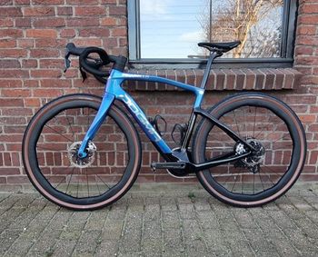 Used Pinarello DOGMA GR SRAM RED XPLR AXS 1x13 2026 2026 Road & Gravel, Blue — image 2 of 6
