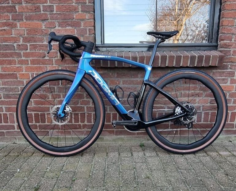 Used Pinarello DOGMA GR SRAM RED XPLR AXS 1x13 2026 2026 Road & Gravel, Blue — image 2 of 6