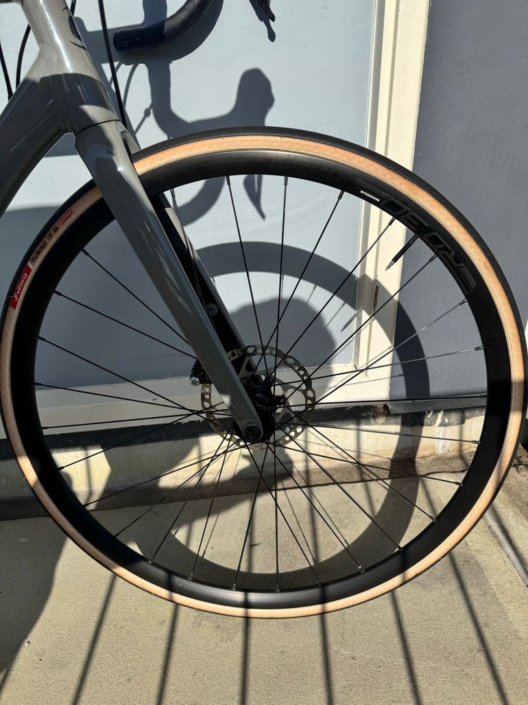 Used Cannondale CAAD13 Disc 105 2020 2020 Road & Gravel — image 6 of 10