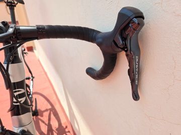 Used Cannondale Synapse Shimano Dura Ace 2018 Road & Gravel, Black — image 9 of 17