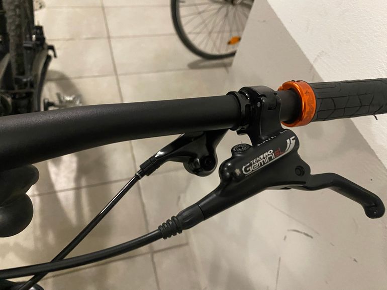 Used Specialized Stumpjumper Alloy 2021 2021 Mountainbike, Black, 29 — image 6 of 15