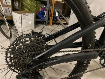 Used Specialized Stumpjumper Alloy 2021 2021 Mountainbike, Black, 29 — image 14 of 15