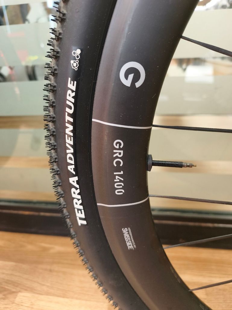 Used Enve MOG Premium Force XPLR 2026 2026 Road & Gravel, Purple — image 9 of 23