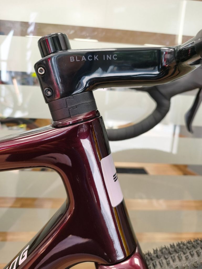 Used Enve MOG Premium Force XPLR 2026 2026 Road & Gravel, Purple — image 4 of 23