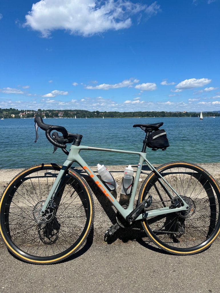 Used CUBE CROSS RACE C:62 PRO 2024 2024 Road & Gravel, Light Gray — image 1 of 6