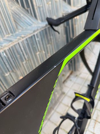 Used Canyon Speedmax CF 8.0 2018 2018 Road & Gravel, Green — image 8 of 22