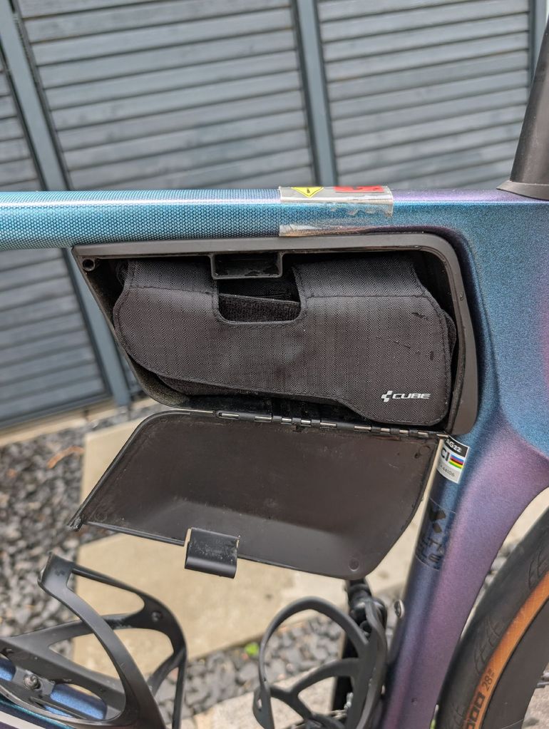 Used CUBE AXIAL WS C:62 SLX 2024 2024 Road & Gravel, Blue — image 9 of 9