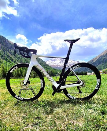 Used Factor Ostro Shimano Ultegra Di2 2024 Road & Gravel, White — image 5 of 7