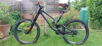 Used Canyon Sender CF 8.0 2019 2019 Mountainbike, Black, 27.5 — image 4 of 4