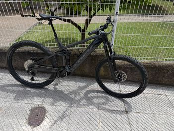 Used Trek Rail 7 Gen 3 2024 2024 Mountainbike, Black, 29 — image 8 of 12