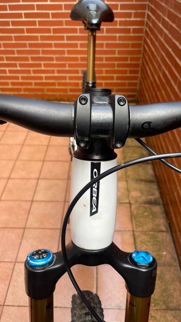 Brugt Orbea Rise Shimano Deore XT 2024 Mountainbike — billede 14 af 28