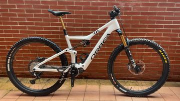 Brugt Orbea Rise Shimano Deore XT 2024 Mountainbike — billede 1 af 28