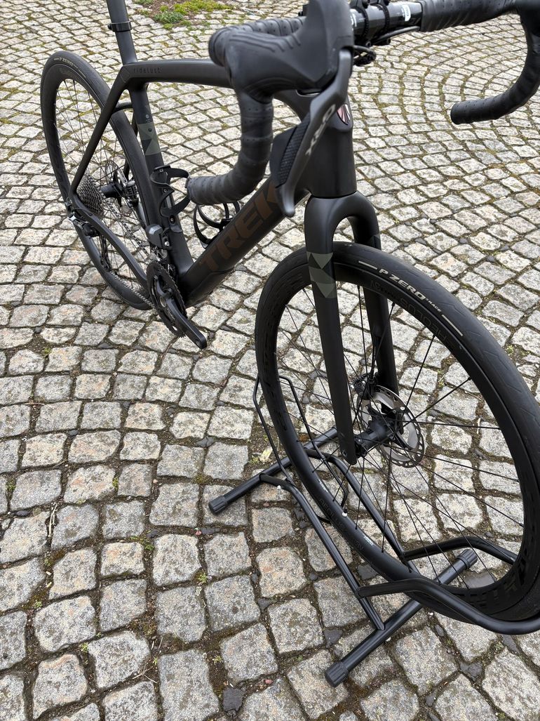 Used Trek Checkpoint SLR 7 2022 2022 Road & Gravel, Black — image 12 of 13