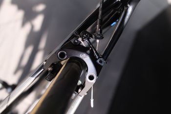 Used Factor O2 SRAM Red eTap AXS 2022 Road & Gravel, Black — image 7 of 12