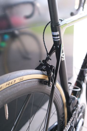 Used Factor O2 SRAM Red eTap AXS 2022 Road & Gravel, Black — image 5 of 12