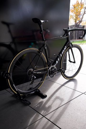 Used Factor O2 SRAM Red eTap AXS 2022 Road & Gravel, Black — image 9 of 12