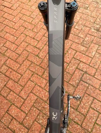 Used Scott Spark RC SL 2025 2025 Mountainbike, Black, 29 — image 2 of 16