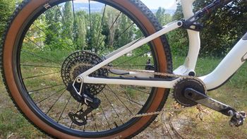 Used Specialized Epic 8 Taille M 2024 Mountainbike, White — image 7 of 8