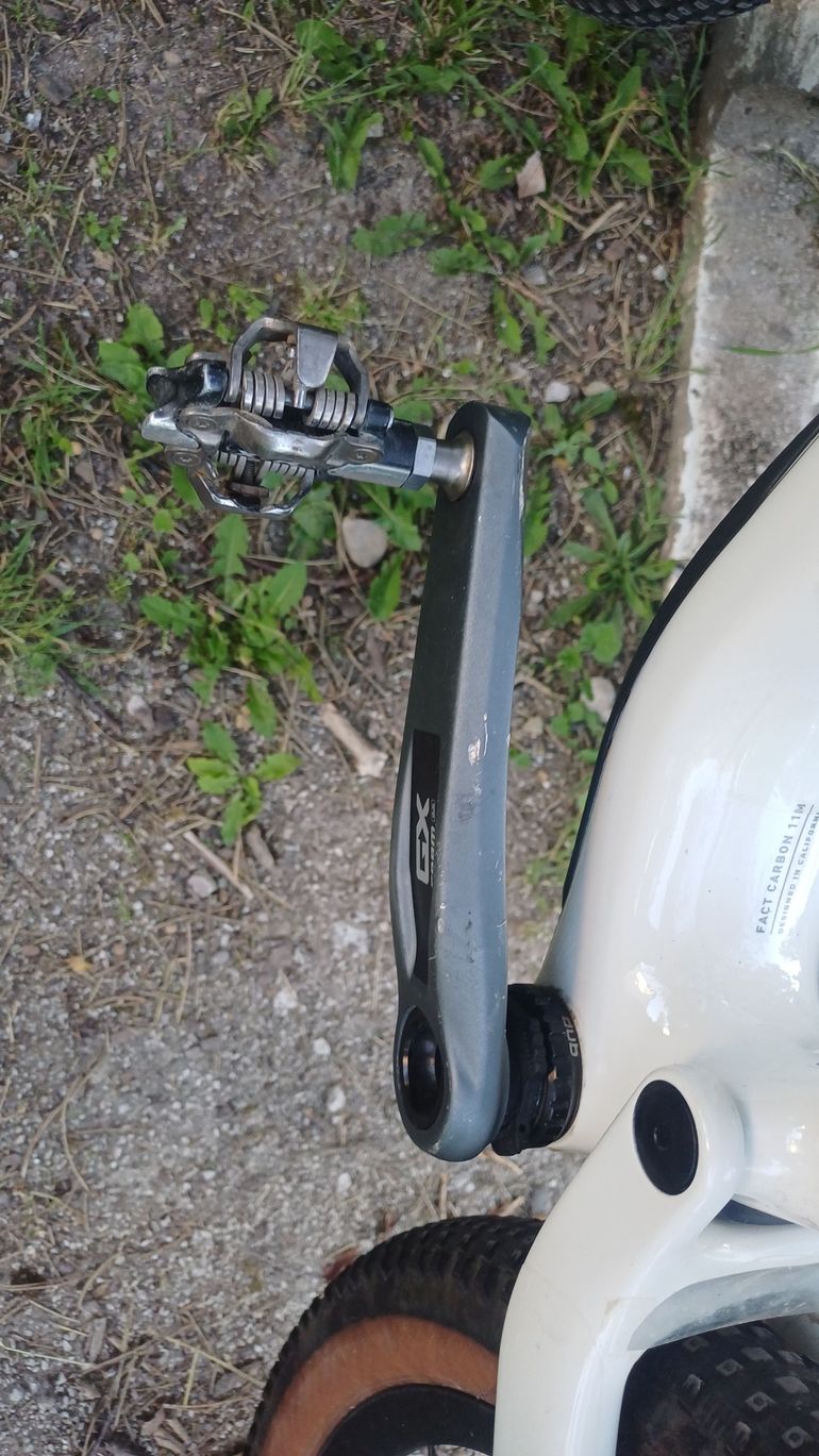 Specialized Epic 8 Taille M 2024 Mountainbike usato, Bianco — immagine 7 di 7