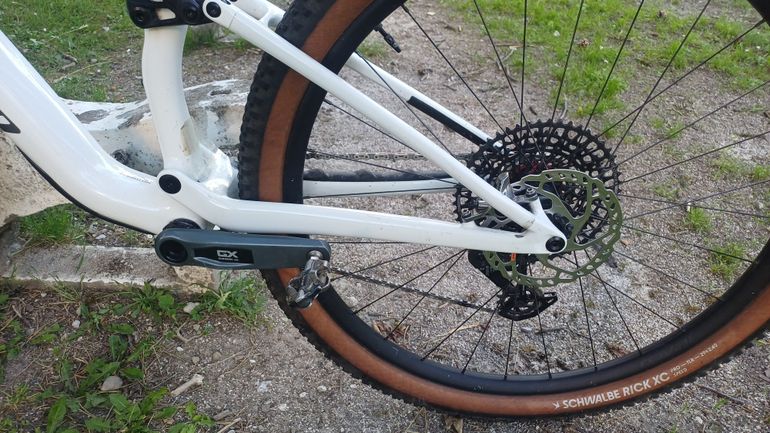 Specialized Epic 8 Taille M 2024 Mountainbike usato, Bianco — immagine 5 di 7