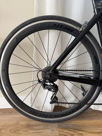 Used Trek Madone 9.0 2018 2018 Road & Gravel, Schwarz — image 13 of 15