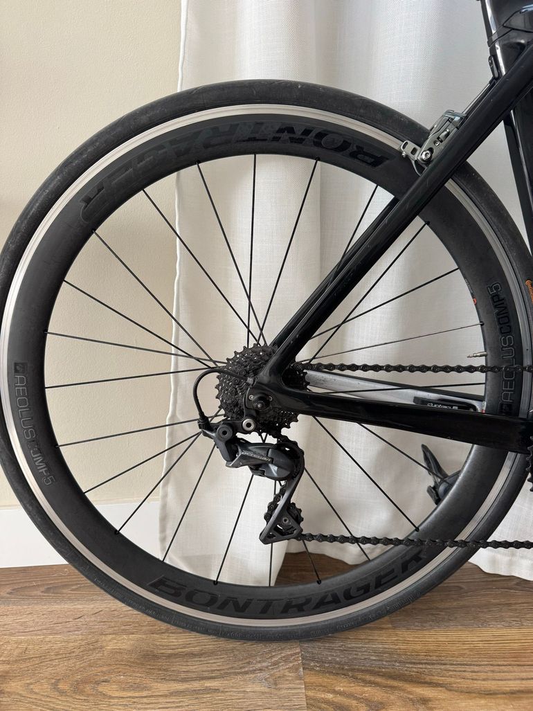Used Trek Madone 9.0 2018 2018 Road & Gravel, Schwarz — image 13 of 15
