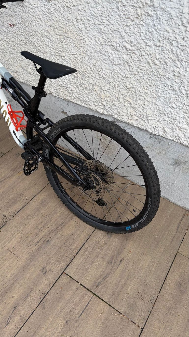 Used Canyon Neuron Shimano Deore 2024 Mountainbike, White — image 8 of 12