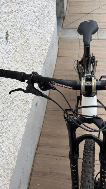 Used Canyon Neuron Shimano Deore 2024 Mountainbike, White — image 7 of 12