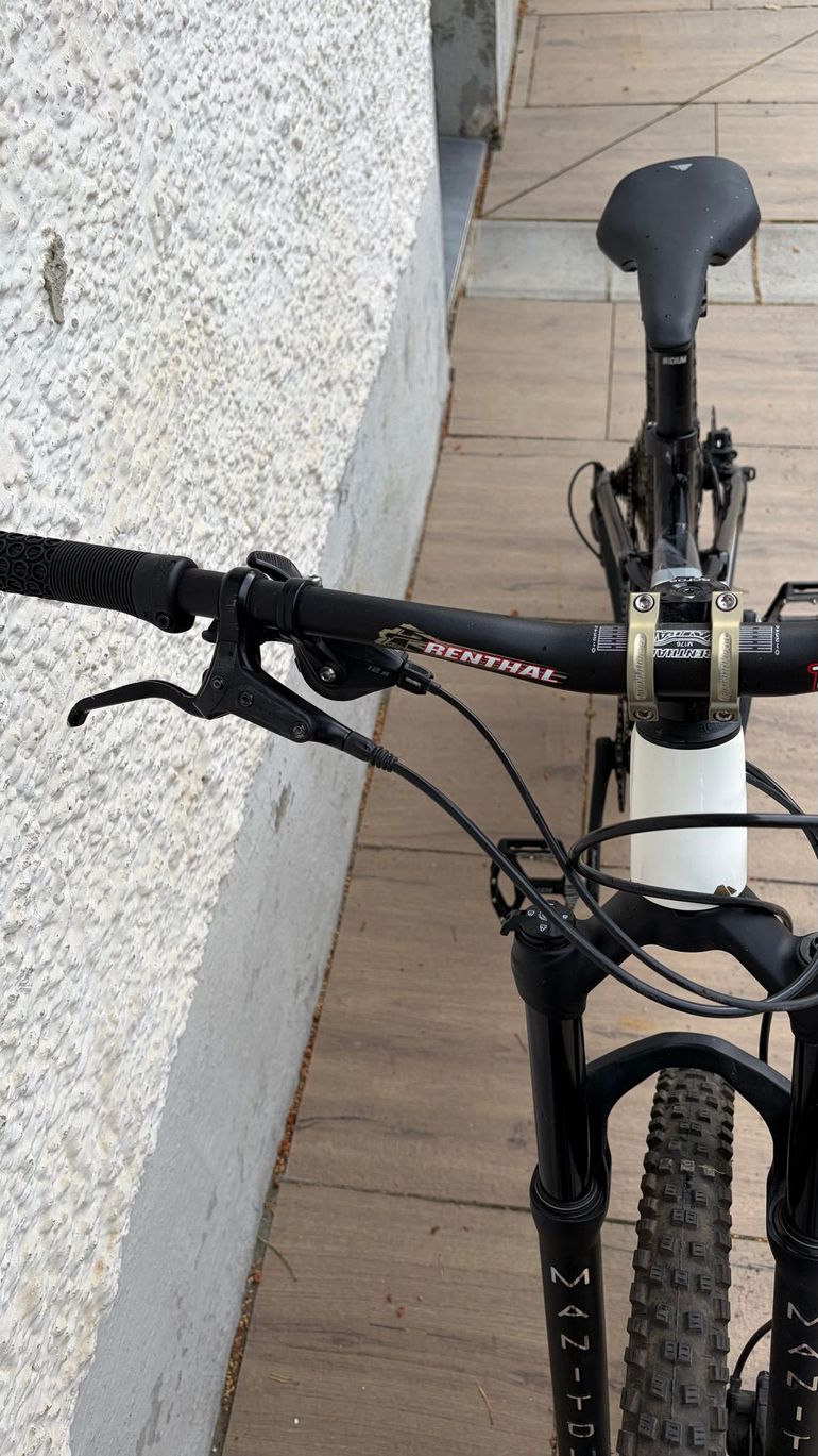 Used Canyon Neuron Shimano Deore 2024 Mountainbike, White — image 7 of 12