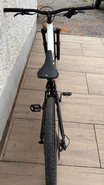 Used Canyon Neuron Shimano Deore 2024 Mountainbike, White — image 9 of 12