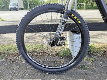 Used Specialized Stumpjumper FSR Comp 2012 2012 Mountainbike, Black, 26 — image 2 of 18