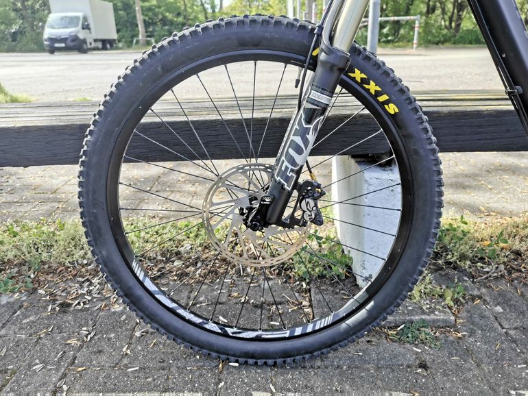 Used Specialized Stumpjumper FSR Comp 2012 2012 Mountainbike, Black, 26 — image 2 of 18