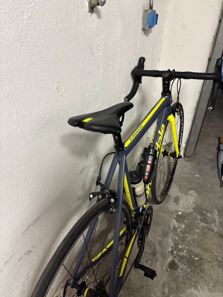 Used Cannondale CANNONDALE Caad12 2018 2018 Road & Gravel, Hellgrau — image 5 of 5