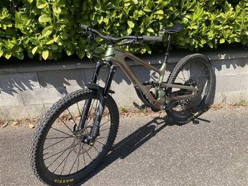 Used Cannondale Jekyll 1 2022 2022 Mountainbike, Green, 29 — image 3 of 5