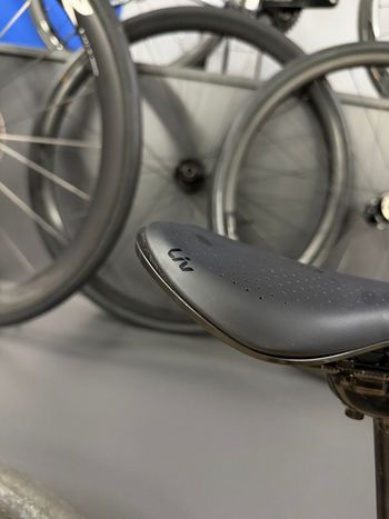 Used Liv Devote 0 2024 2024 Road & Gravel — image 10 of 16