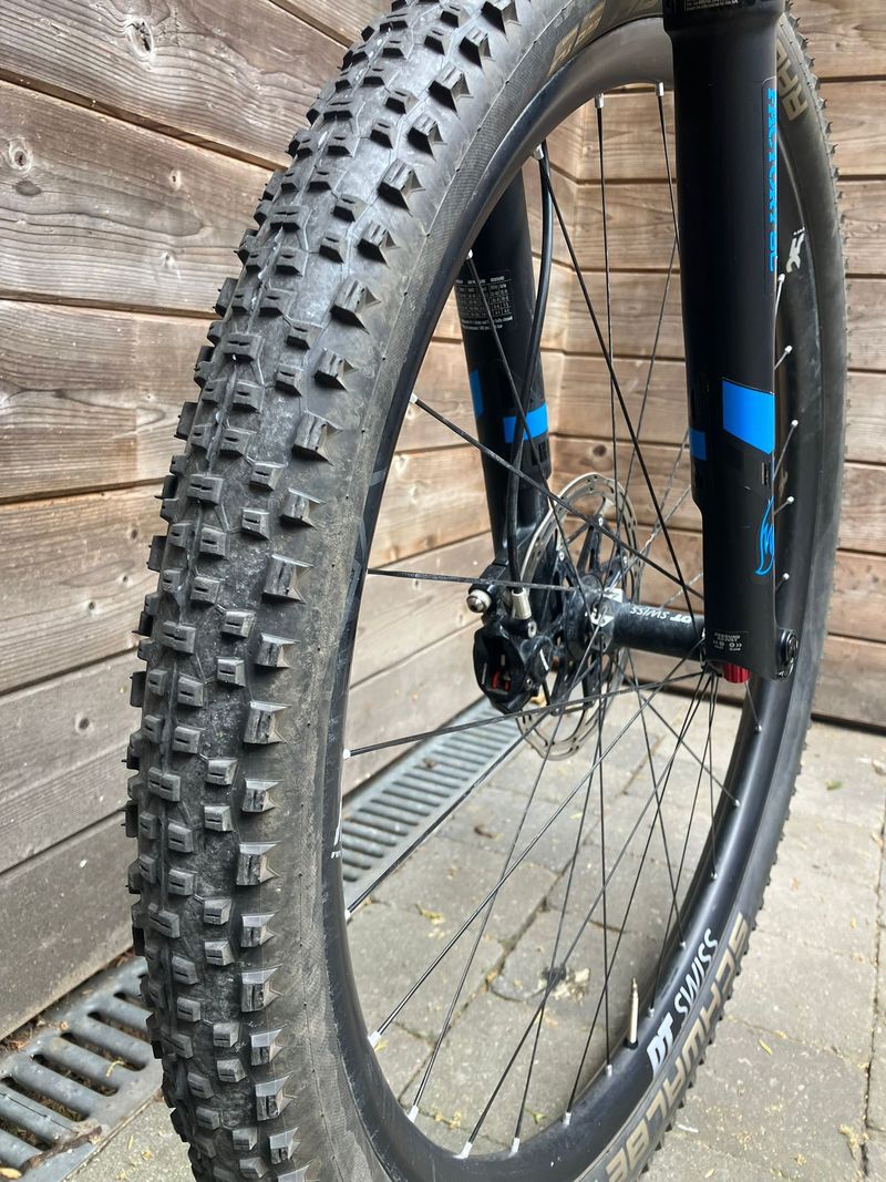 Używany CUBE ELITE C:68 SLT 2019 2019 Mountainbike — zdjęcie 8 z 16