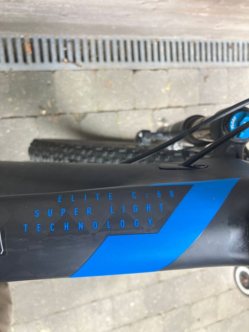 Używany CUBE ELITE C:68 SLT 2019 2019 Mountainbike — zdjęcie 14 z 16