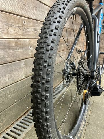 Używany CUBE ELITE C:68 SLT 2019 2019 Mountainbike — zdjęcie 3 z 16