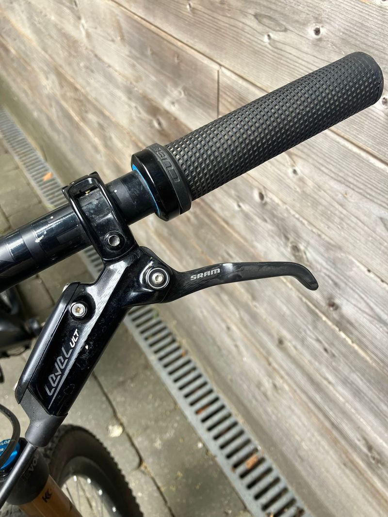 Używany CUBE ELITE C:68 SLT 2019 2019 Mountainbike — zdjęcie 11 z 16