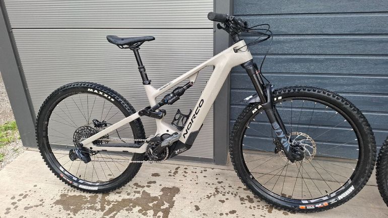 Used Norco Sight VLT C2 2023 2023 Mountainbike, Light Gray, 29 — image 6 of 9