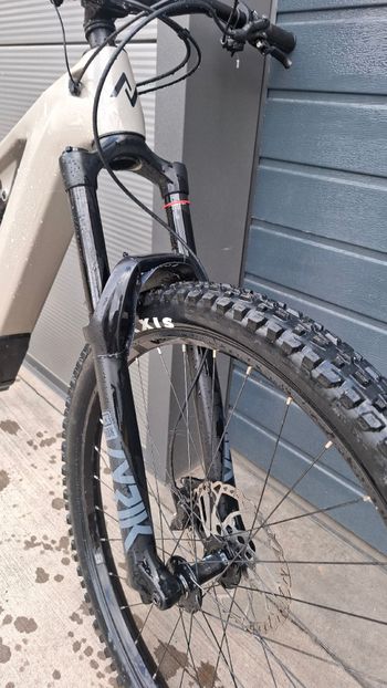 Used Norco Sight VLT C2 2023 2023 Mountainbike, Light Gray, 29 — image 8 of 9