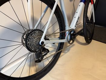 Used Trek Checkmate SLR 7 AXS 2025 2025 Road & Gravel — image 4 of 6