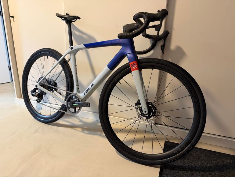 Used Trek Checkmate SLR 7 AXS 2025 2025 Road & Gravel — image 2 of 6