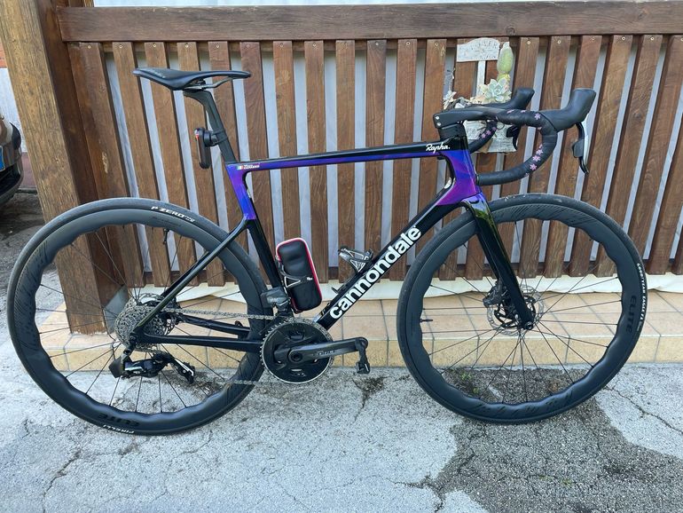 Used Cannondale SuperSix EVO SRAM Force eTap AXS 2020 Road & Gravel, Black — image 1 of 3