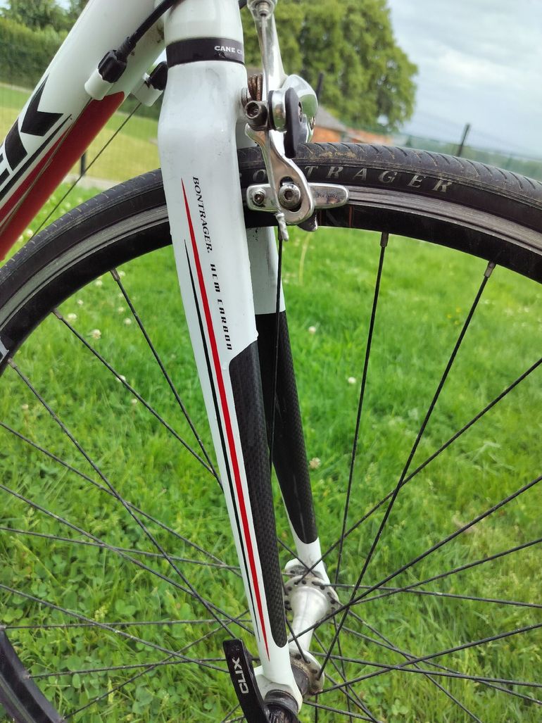 Used Trek 1.2 Shimano Sora 2010 Road & Gravel, White — image 8 of 8