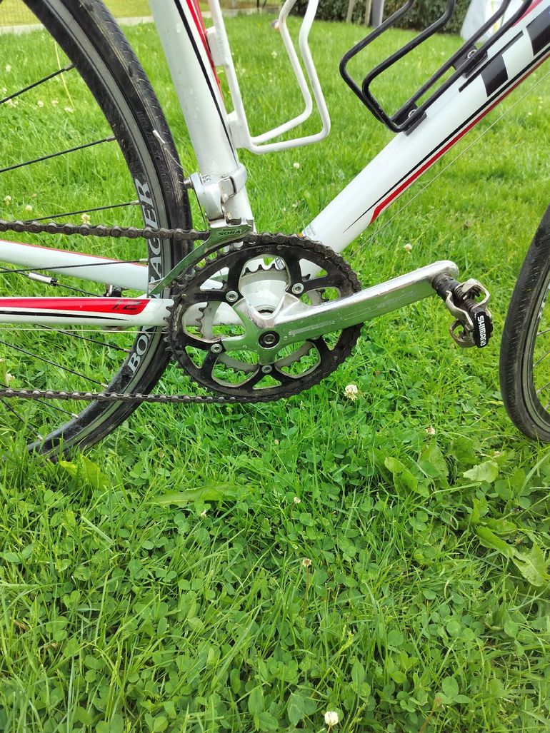 Used Trek 1.2 Shimano Sora 2010 Road & Gravel, White — image 4 of 8