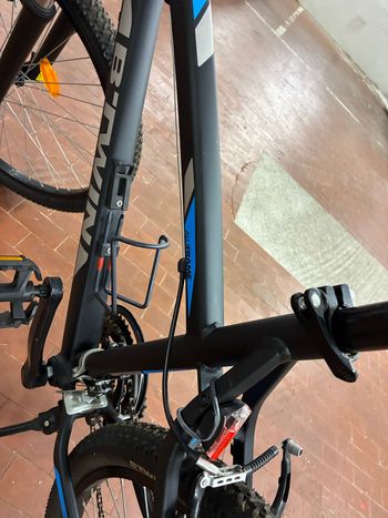 Used rockrider 340 Rockrider 340 Custom Shimano Tourney 2017 Mountainbike, Black — image 3 of 7